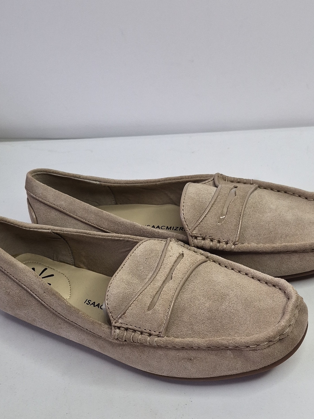 Isaac Mizrahi Women's Beige Suede Penny Loafers Size 6.5